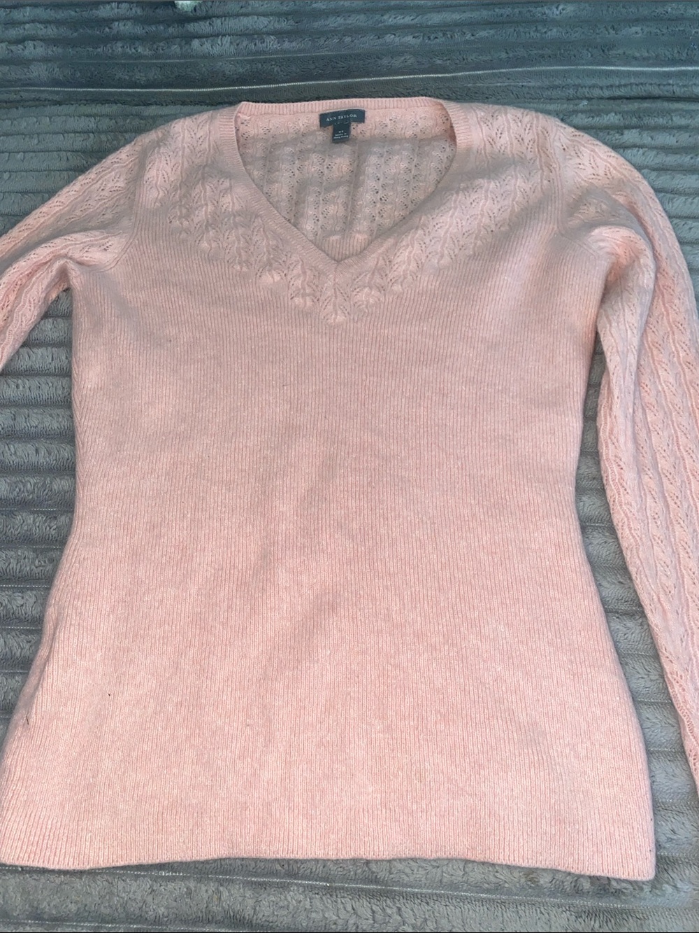 Ann Taylor Factory Light Pink V-Neck Cable Sleeve Sweater - Picture 2 of 3